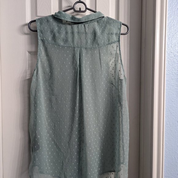 H&M Sheer Sleeveless Blouse - Picture 2 of 2